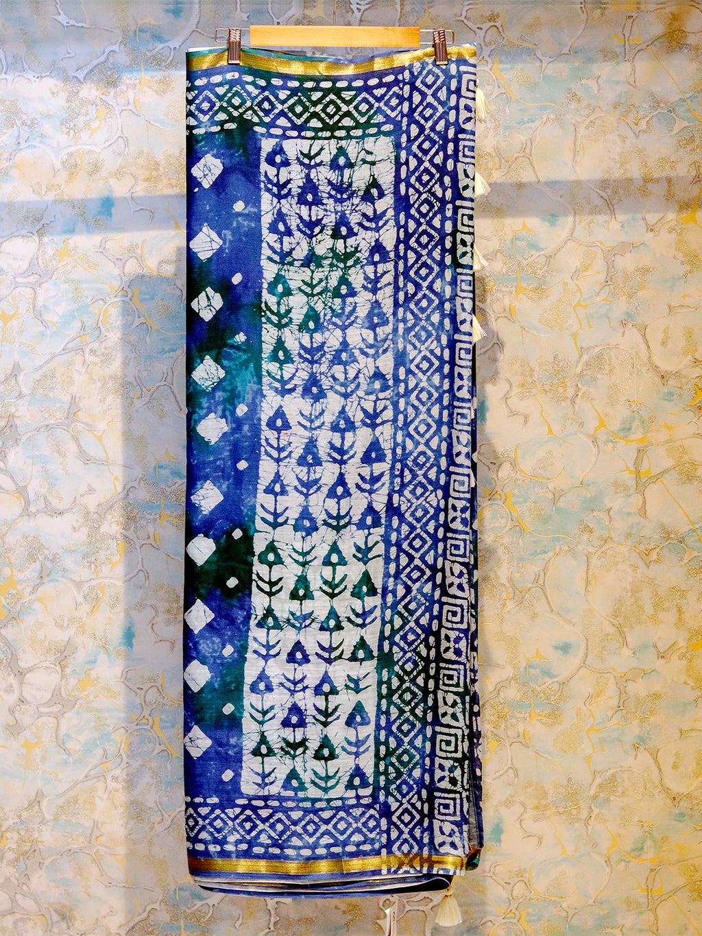 Viscose Mul Mul Cotton Batik Printed Saree