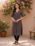 Maroon Pure Cotton Geometric Printed Straight Kurta