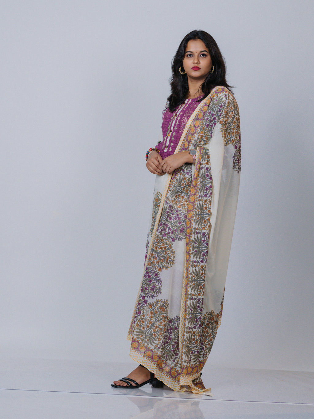 Pure Cotton Printed Flora Lace Detailed Suit Set